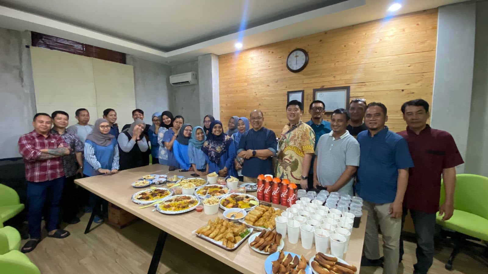 Paperocks - Kegiatan Buka Bersama 01
